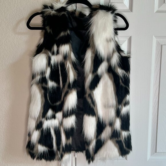 Women's Faux Fur Vest - Multicolored - Medium - Picture 1 of 3